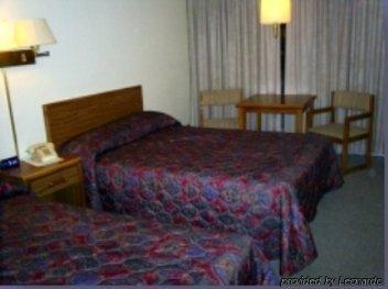 Pierre Inn And Suites 客房 照片